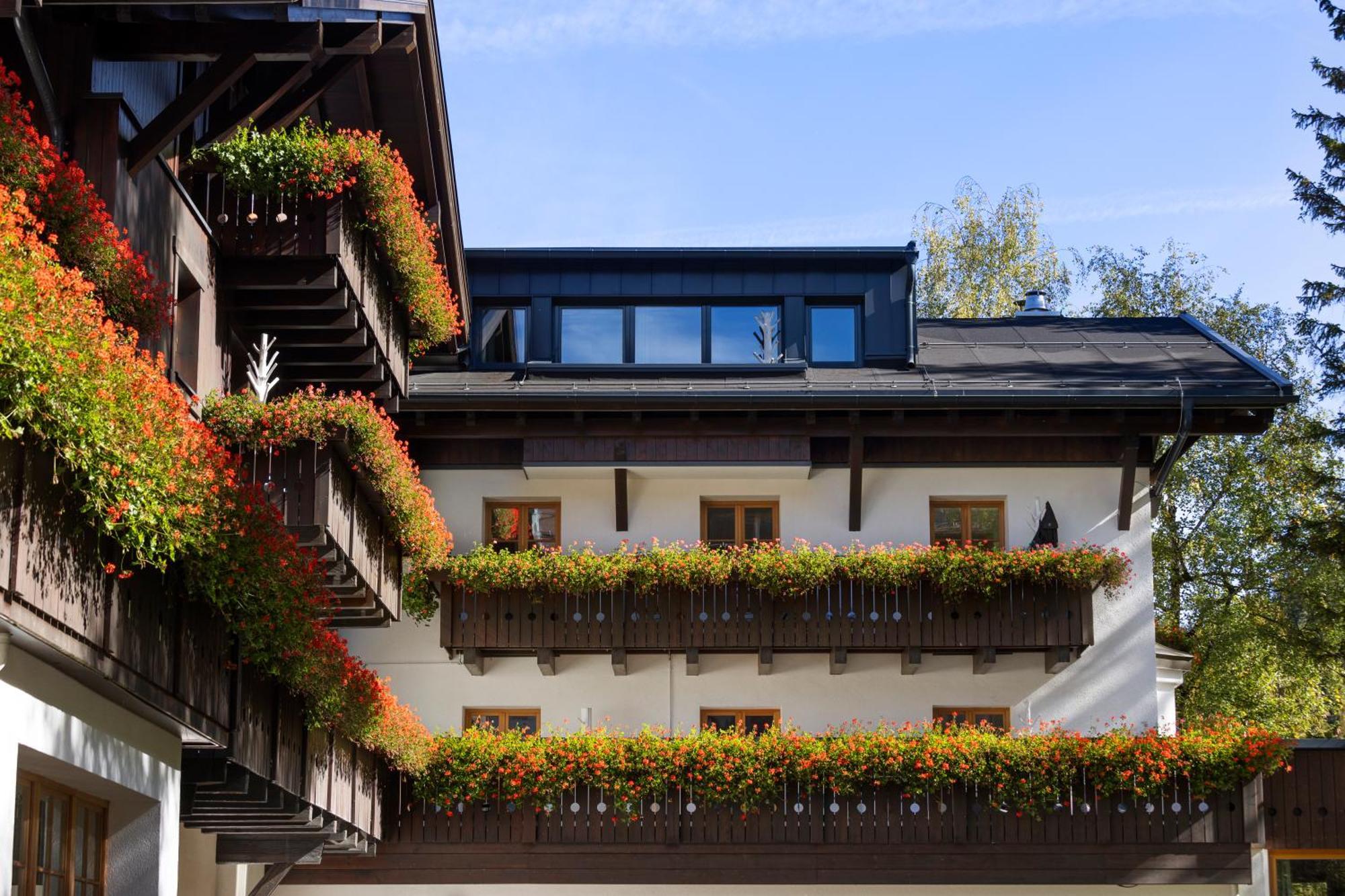 Valluga Hotel Sankt Anton am Arlberg Exterior photo