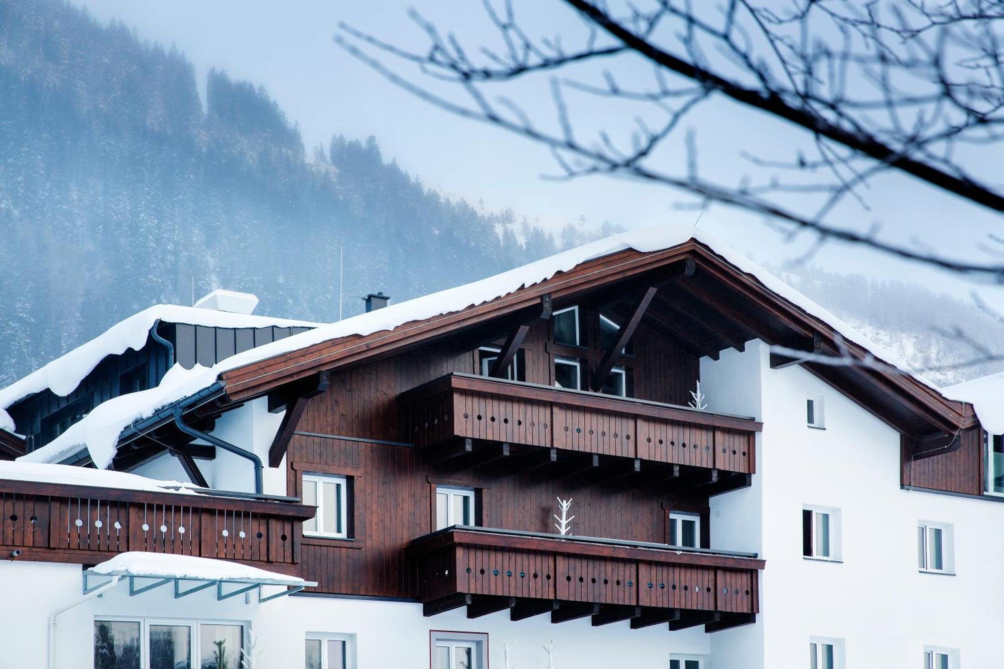 Valluga Hotel Sankt Anton am Arlberg Exterior photo